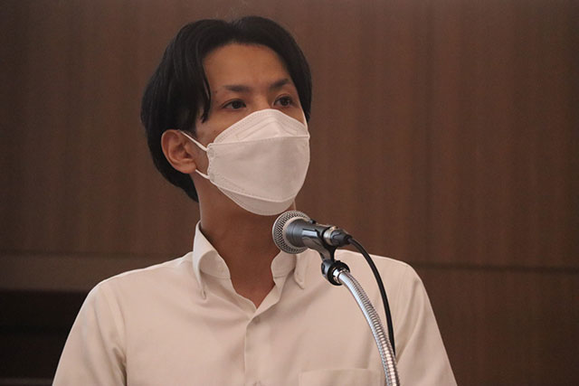 株式会社テンポスバスターズ 営業本部 部長 遠山貴史